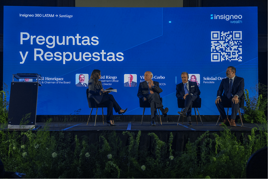 Panel de conversación de Insigneo 360 LATAM en Santiago